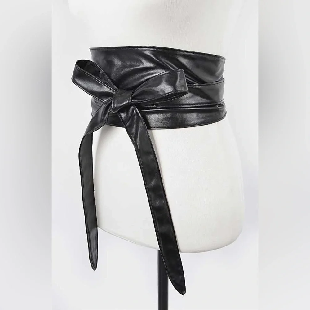 Women’s Wide Corset Faux Leather Wrap Around Tie Belt